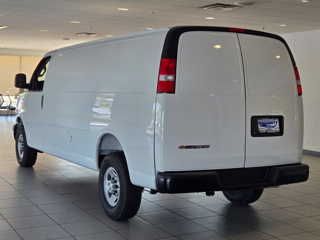 New 2026 Chevrolet Express 2500 Extended w/ Driver Convenience Package RWD image 11