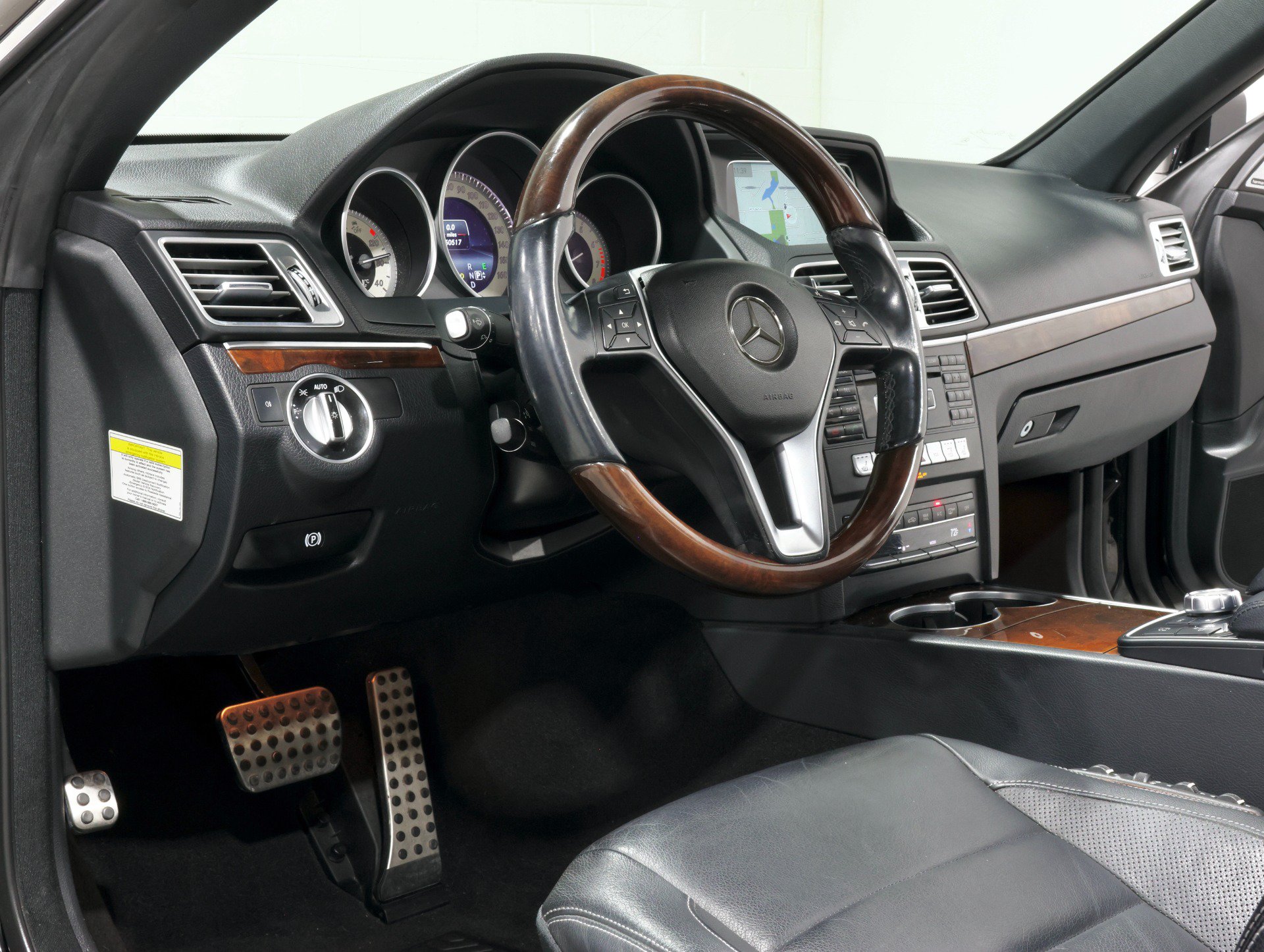 Used 2014 Mercedes-Benz E 550 Cabriolet image 27