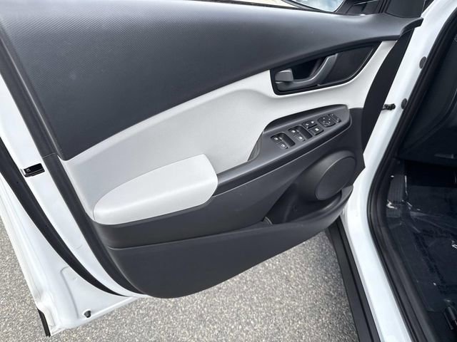 Used 2023 Hyundai Kona SEL image 19