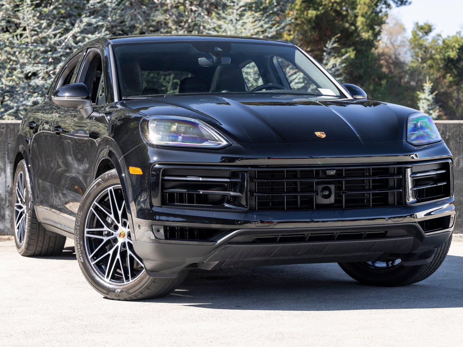 Used 2024 Porsche Cayenne Coupe AWD/4WD image 6