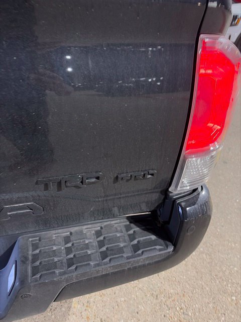 Used 2022 Toyota Tacoma TRD Pro AWD/4WD image 8