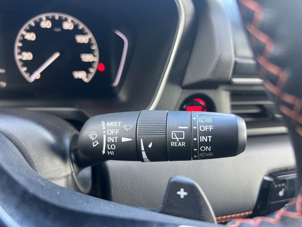 Used 2025 Honda Pilot Sport image 36