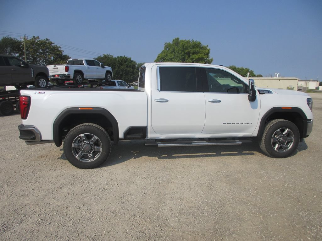 New 2026 GMC Sierra 2500 SLT w/ SLT Premium Package AWD/4WD image 3