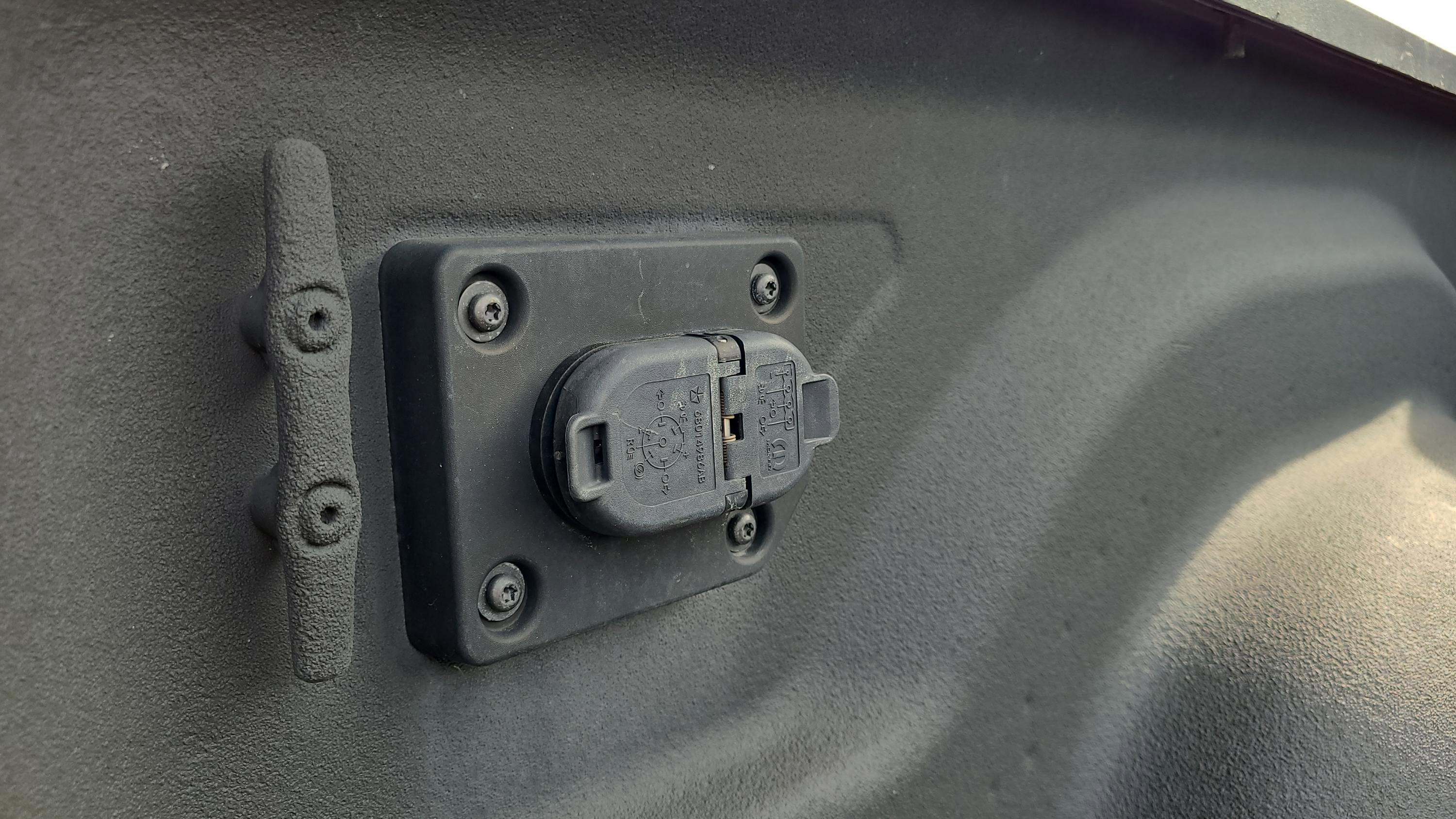 Used 2020 RAM 3500 Tradesman image 26