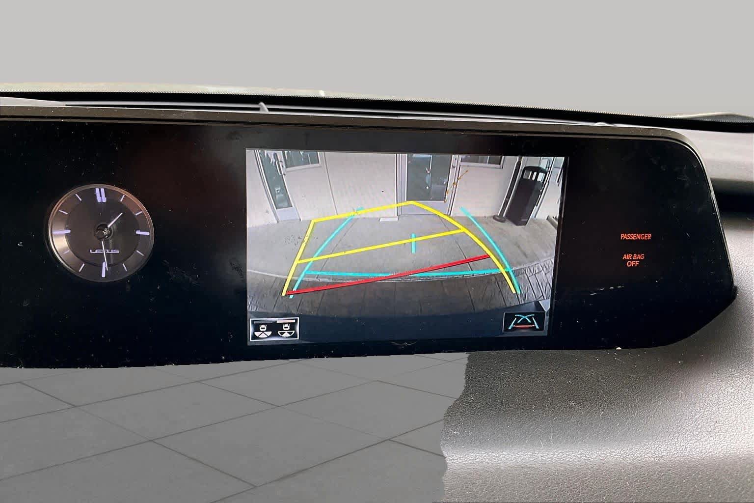 Used 2019 Lexus UX 200 FWD image 24