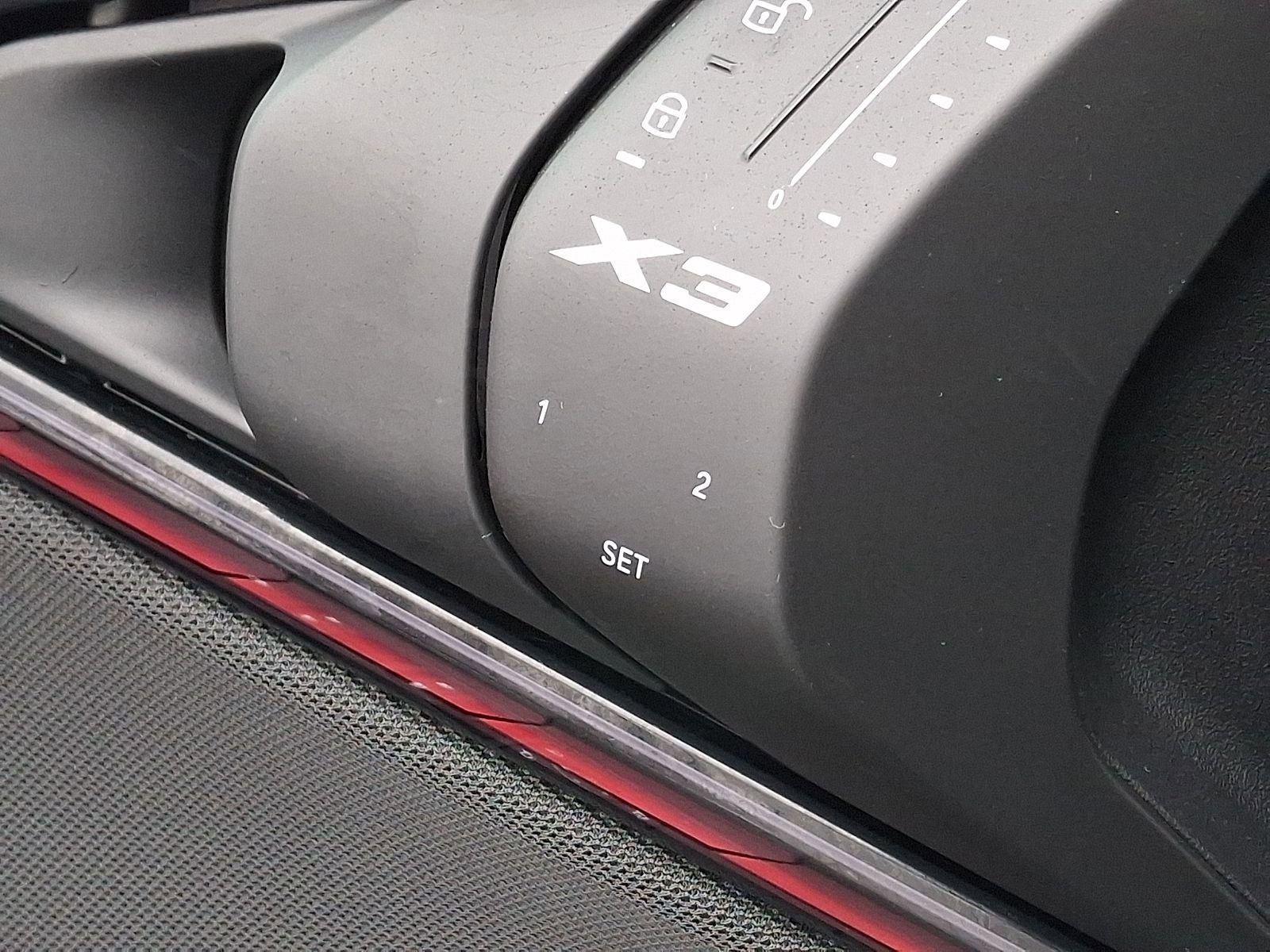 Used 2025 BMW X3 xDrive30i w/ Premium Package image 24