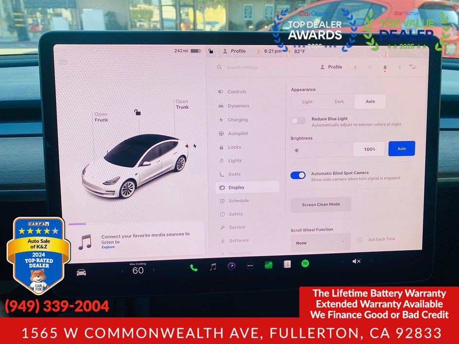 Used 2022 Tesla Model 3 Long Range AWD/4WD image 37