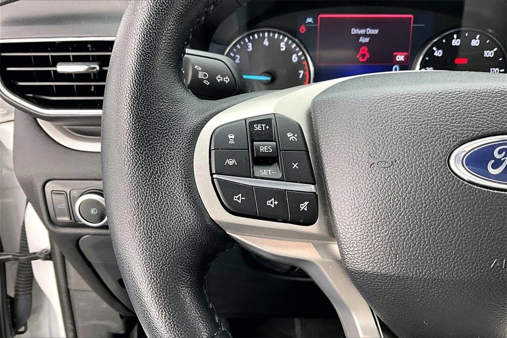 Used 2023 Ford Explorer XLT w/ Equipment Group 202A image 18