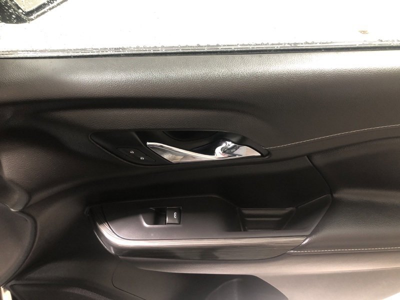 Used 2021 GMC Acadia SLT w/ Elevation Edition image 17