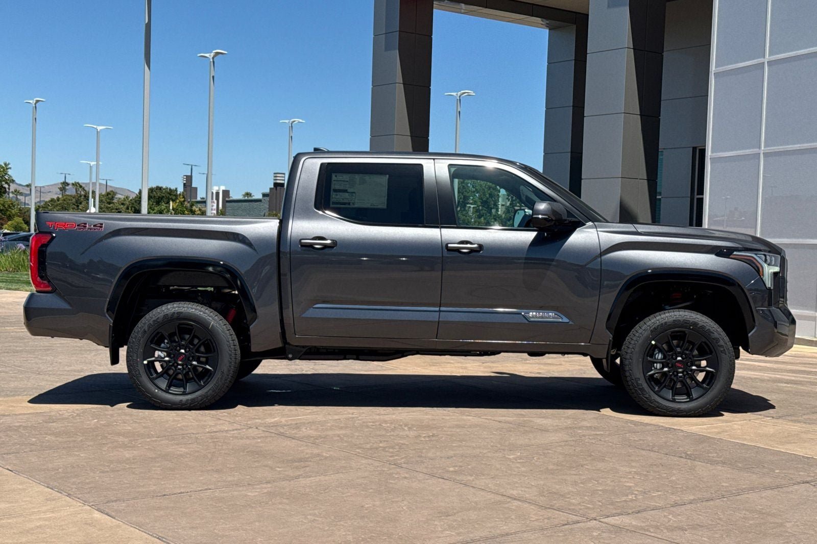 New 2026 Toyota Tundra Platinum AWD/4WD video 3