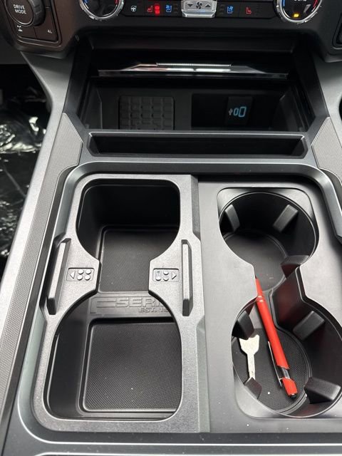 New 2026 Ford F350 Lariat w/ Black Appearance Package image 31