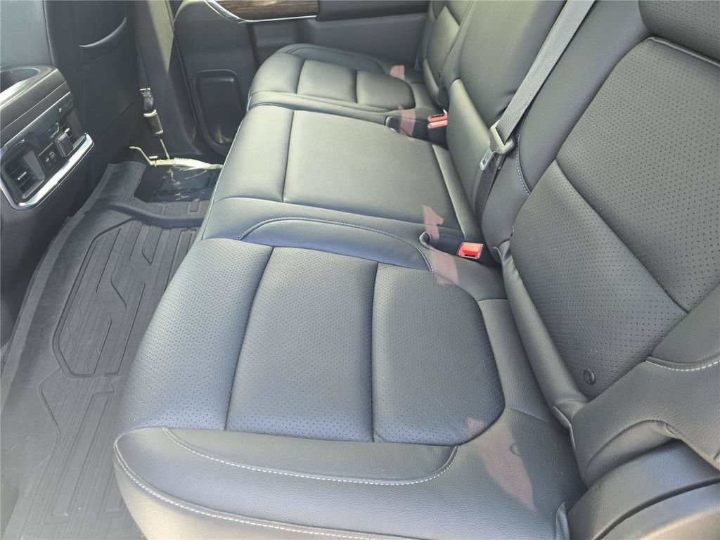 Used 2021 GMC Sierra 1500 Elevation w/ LPO, Elevation Black Package RWD image 18