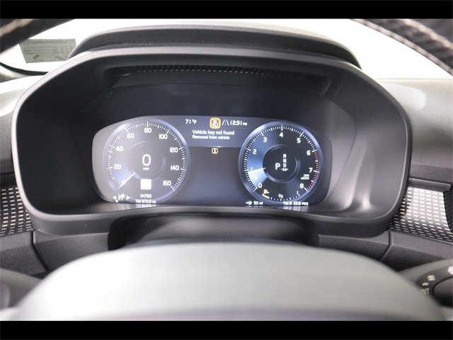 Used 2019 Volvo XC40 T5 Momentum image 28