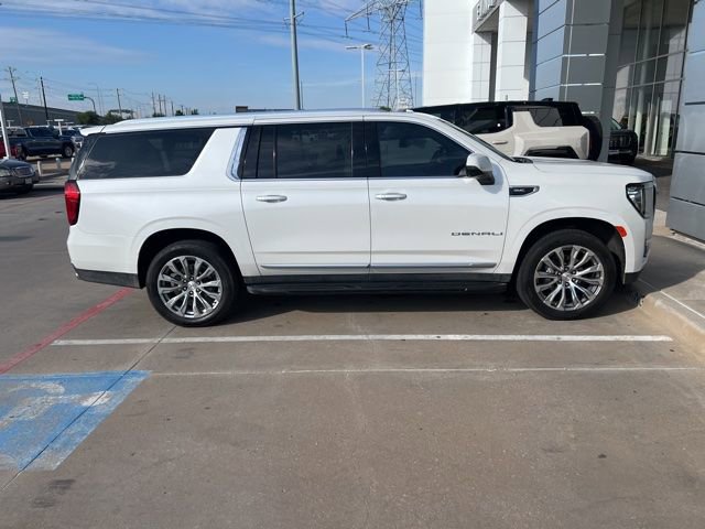 Used 2021 GMC Yukon XL Denali AWD/4WD image 5