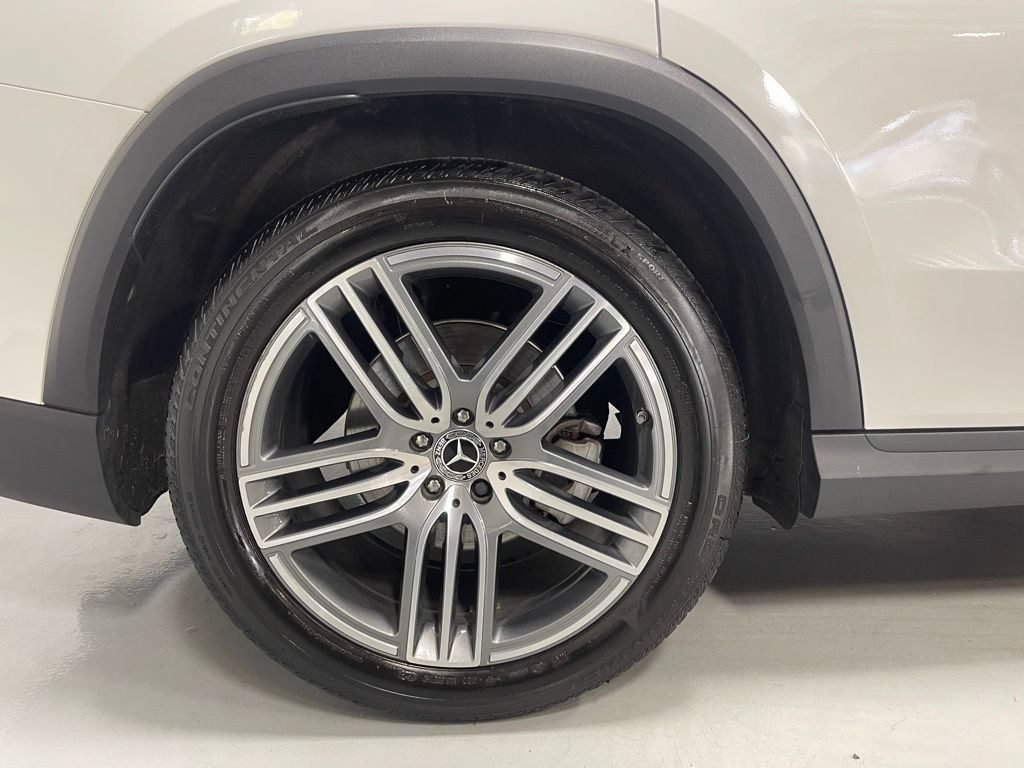 Used 2024 Mercedes-Benz GLS 450 4MATIC image 15