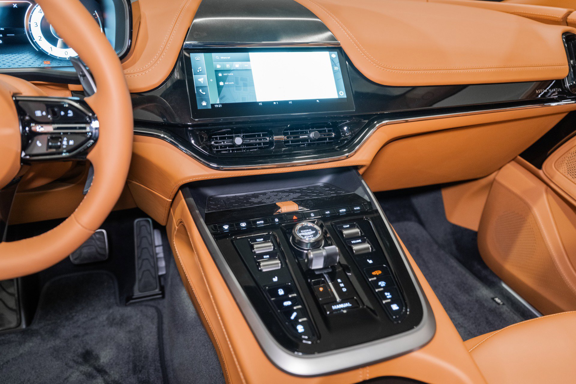 New 2026 Aston Martin DBX S image 26