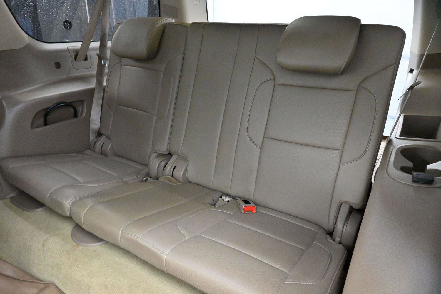 Used 2016 Chevrolet Suburban LTZ AWD/4WD image 36