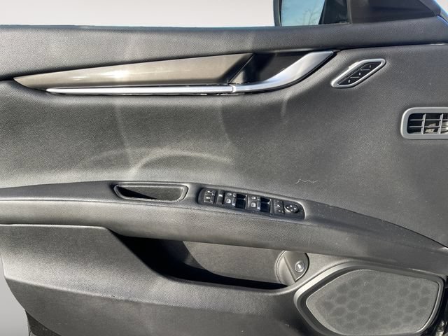 Used 2015 Maserati Ghibli RWD image 24