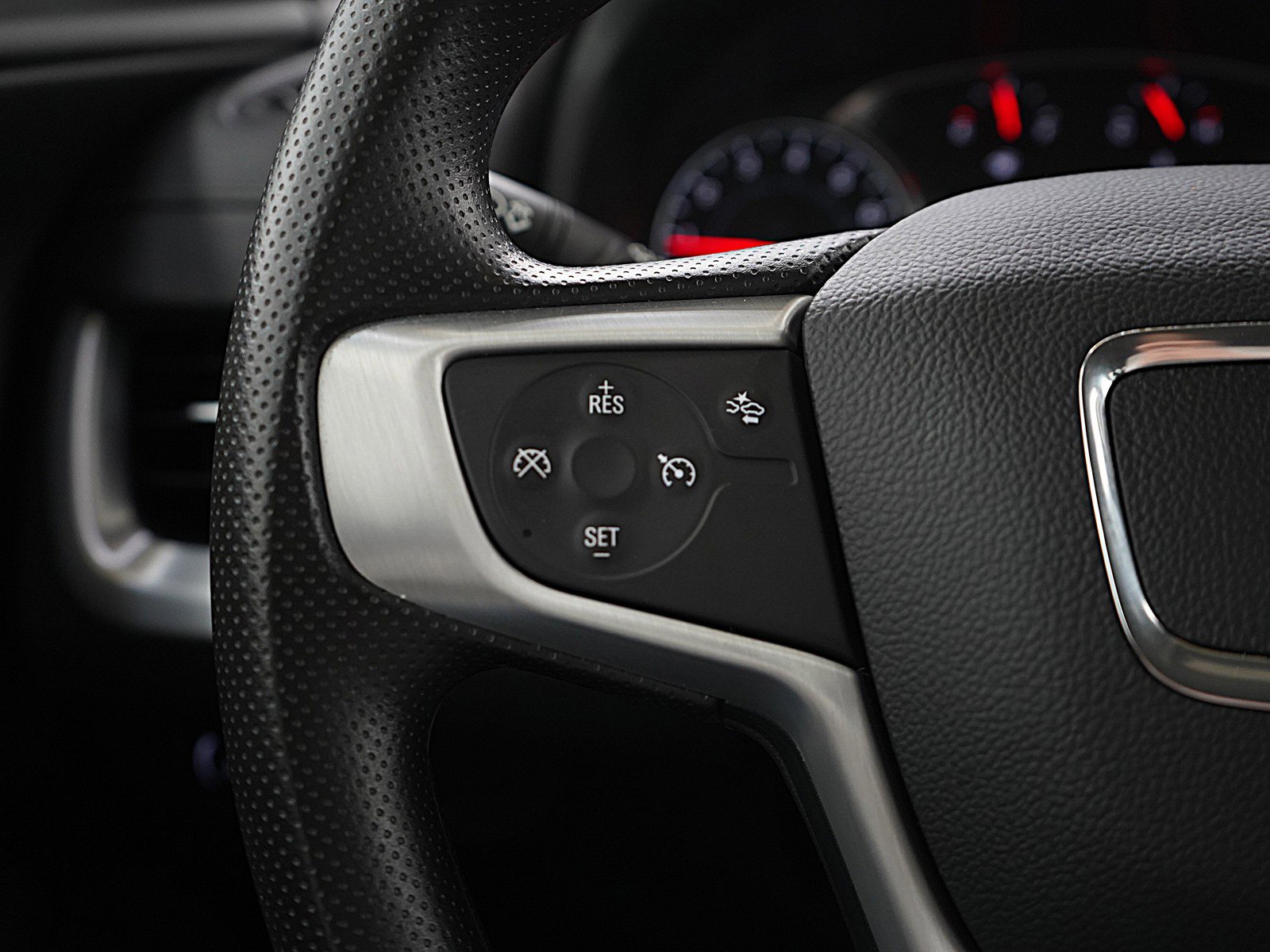 Used 2022 GMC Terrain SLE w/ Driver Convenience Package image 24