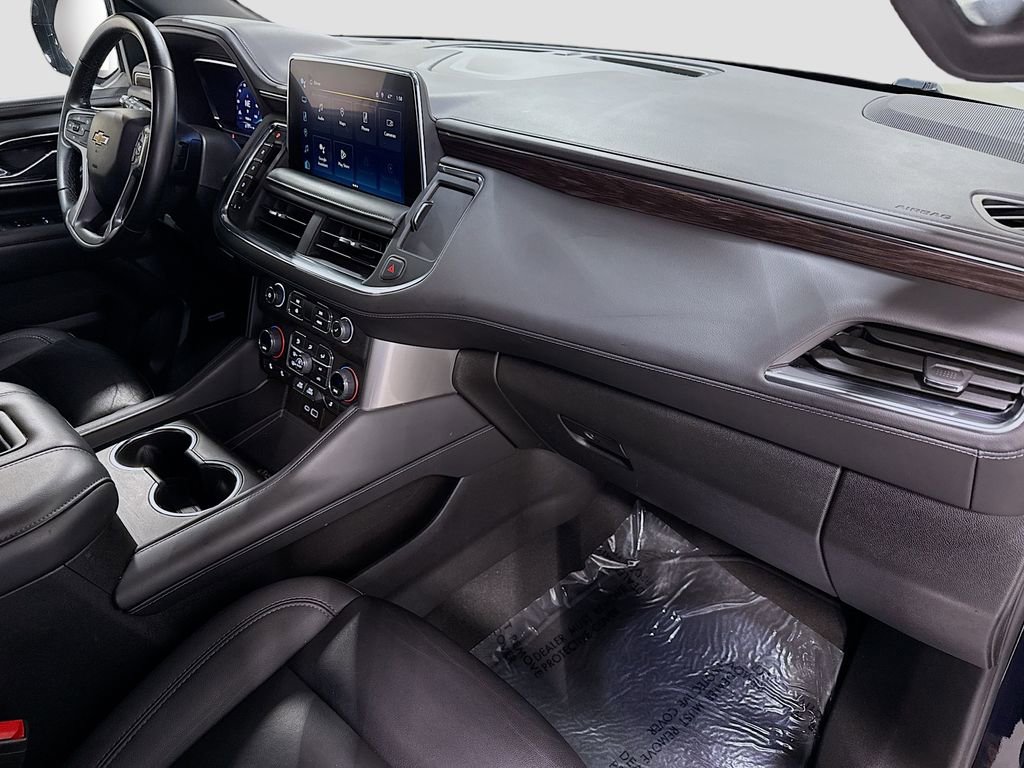 Used 2024 Chevrolet Suburban LT AWD/4WD image 31