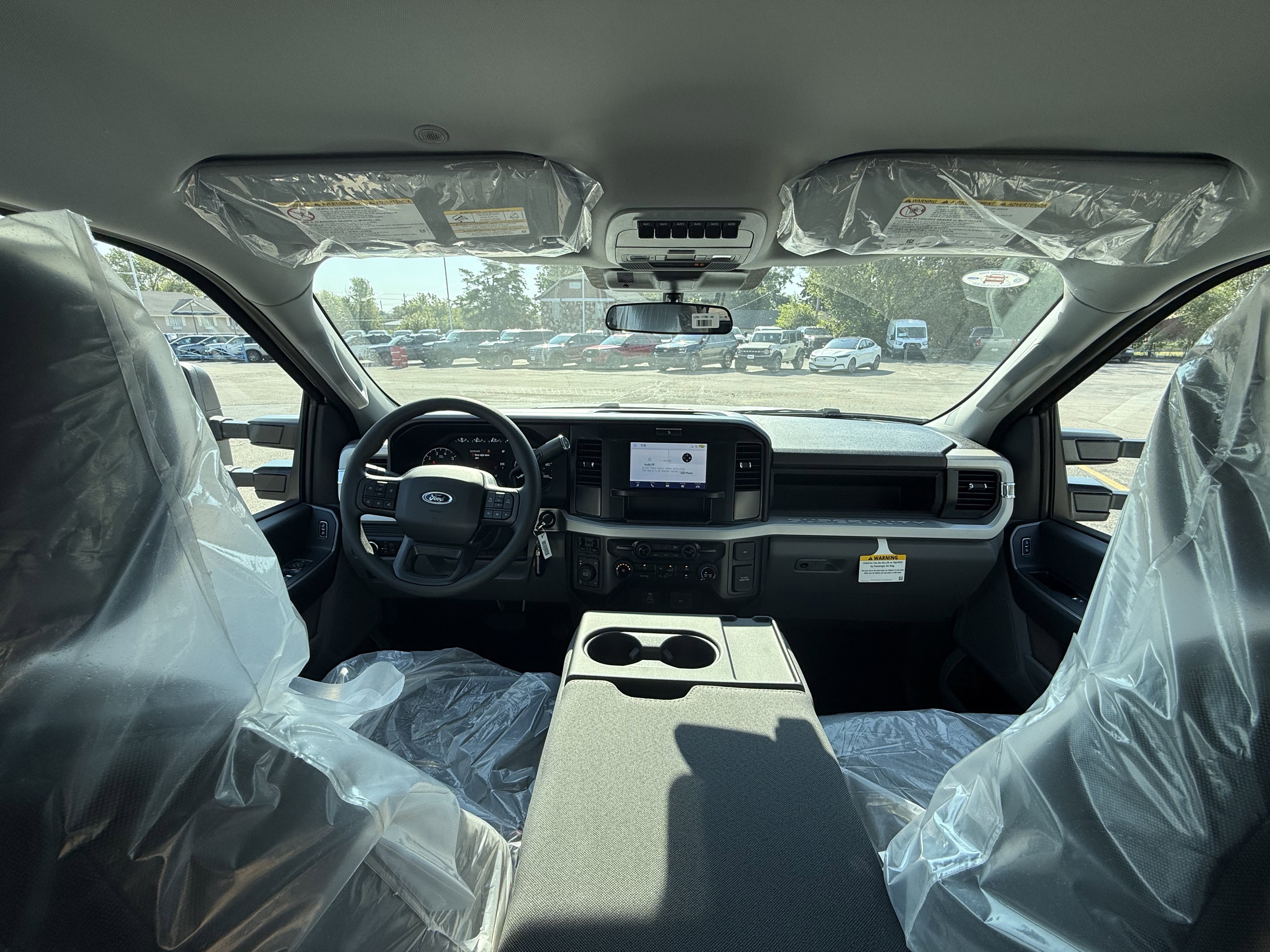 New 2026 Ford F250 4x4 Crew Cab Super Duty image 17