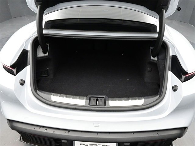 Used 2022 Porsche Taycan Turbo S image 16