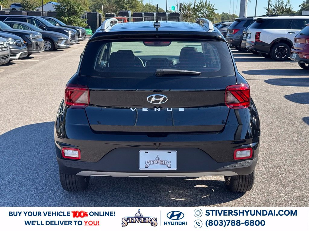 New 2026 Hyundai Venue SEL FWD image 13