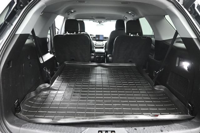 Certified 2021 Ford Explorer XLT w/ Equipment Group 202A AWD/4WD image 23