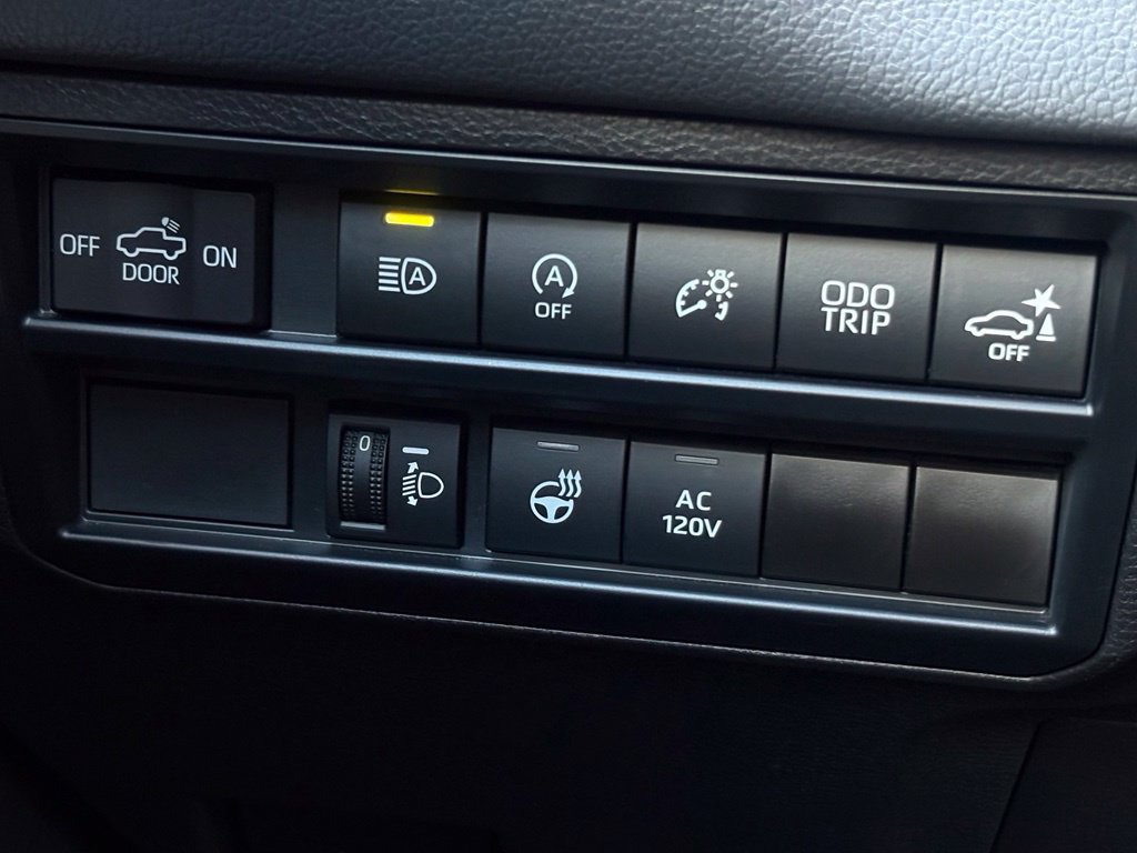 Used 2023 Toyota Tundra Limited w/ Power Package RWD image 21