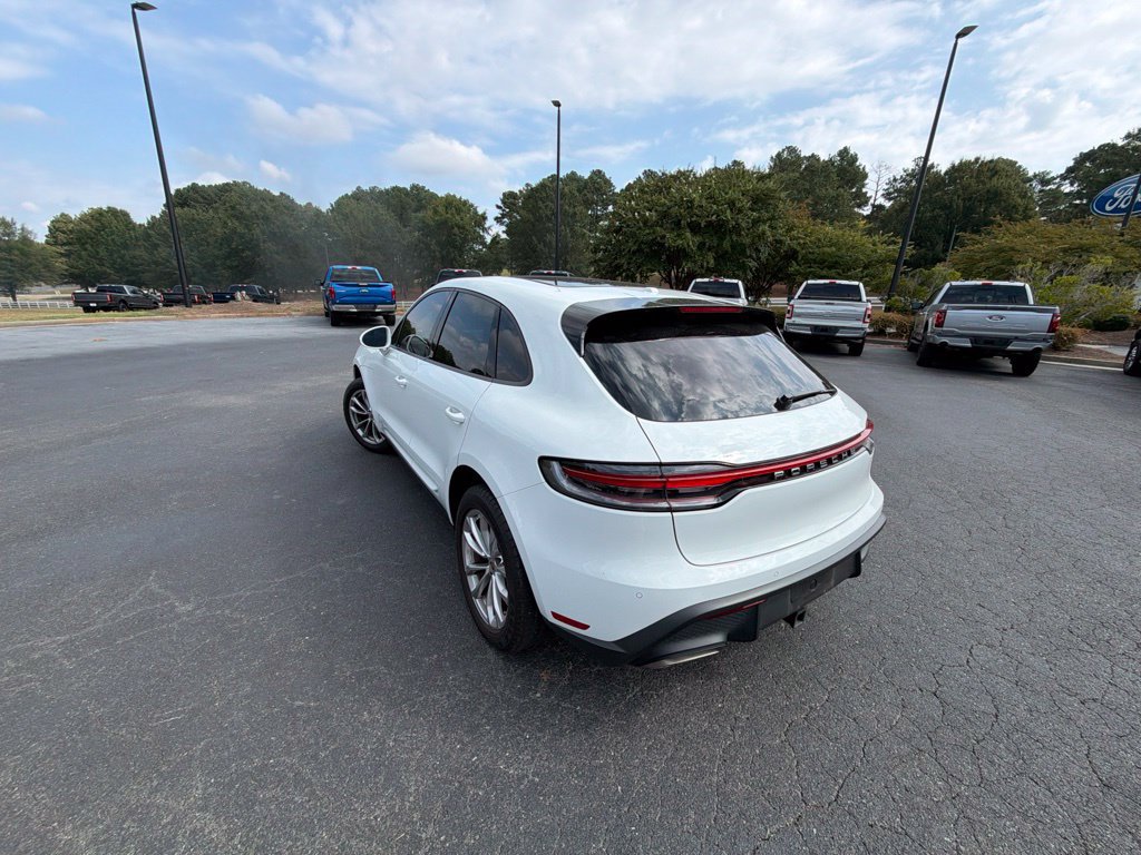 Used 2024 Porsche Macan AWD/4WD image 25