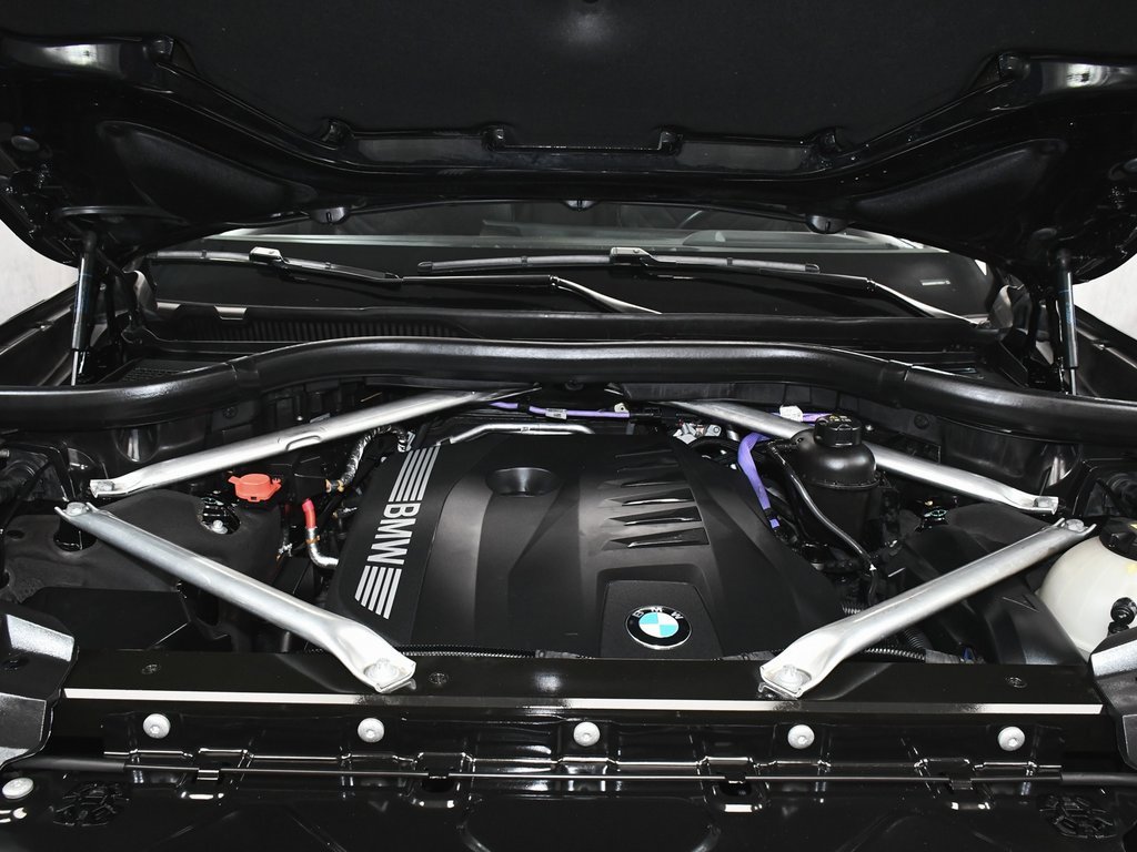 Used 2024 BMW X7 xDrive40i image 97