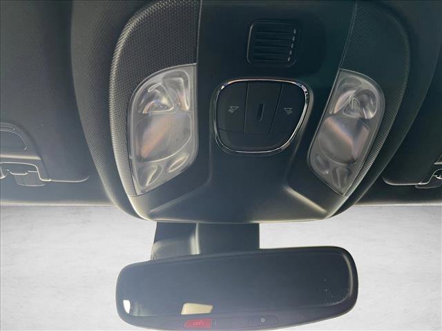 Used 2025 Jeep Compass Trailhawk image 20