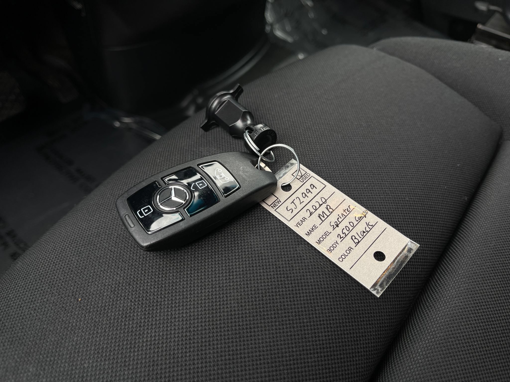 Used 2020 Mercedes-Benz Sprinter 2500 image 32