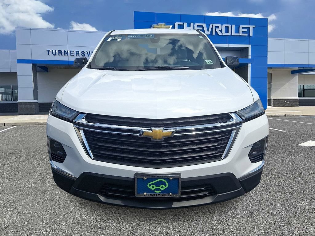 Certified 2023 Chevrolet Traverse LS FWD image 2