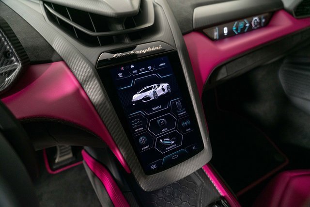 Used 2025 Lamborghini Revuelto image 24