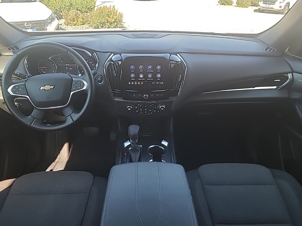 Used 2023 Chevrolet Traverse LT AWD/4WD image 13