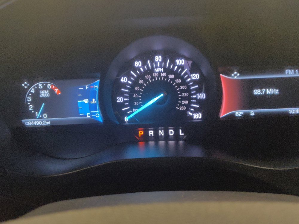 Used 2018 Ford Fusion SE w/ Equipment Group 201A FWD image 23