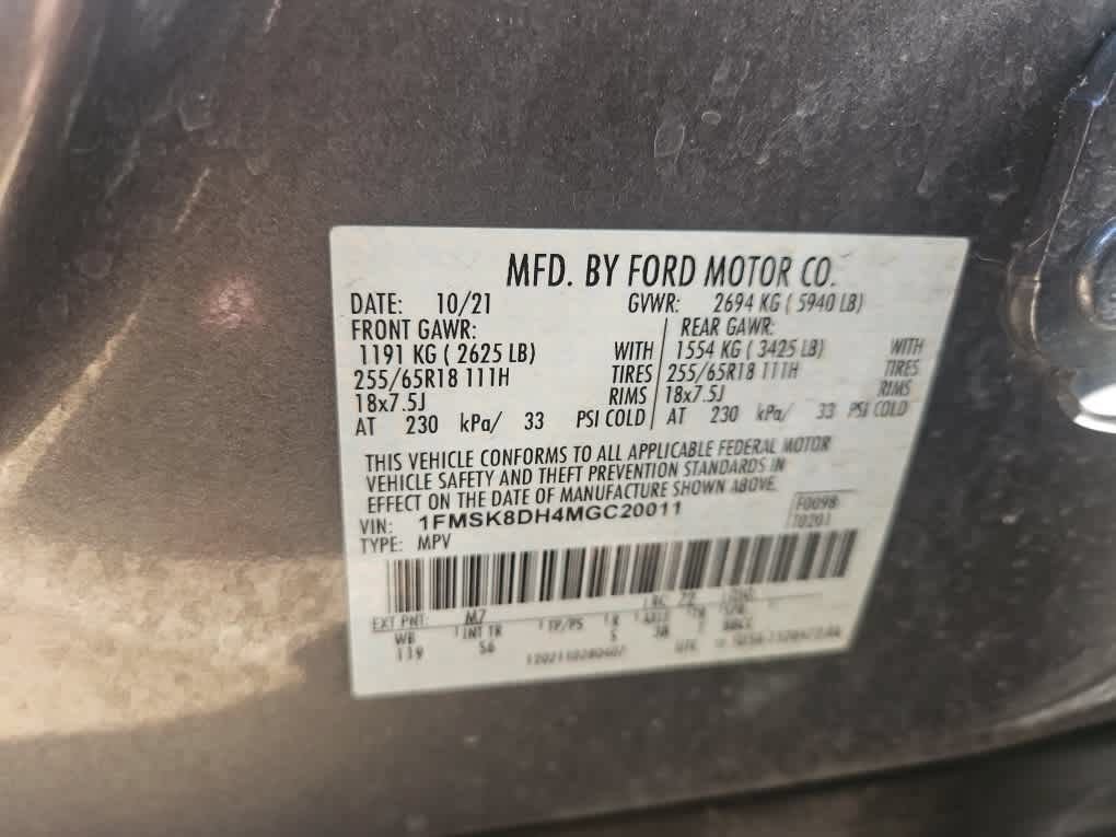Used 2021 Ford Explorer XLT w/ Equipment Group 202A AWD/4WD image 21