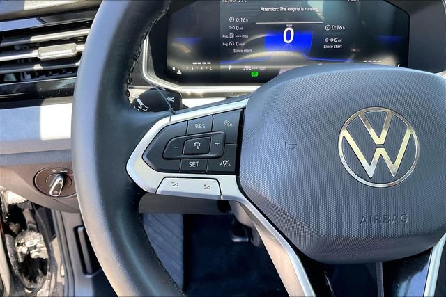 Used 2025 Volkswagen Jetta SE FWD image 18