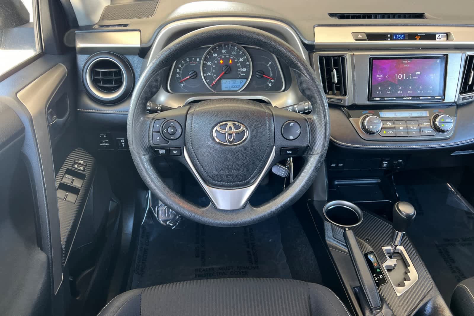 Used 2014 Toyota RAV4 XLE FWD image 14