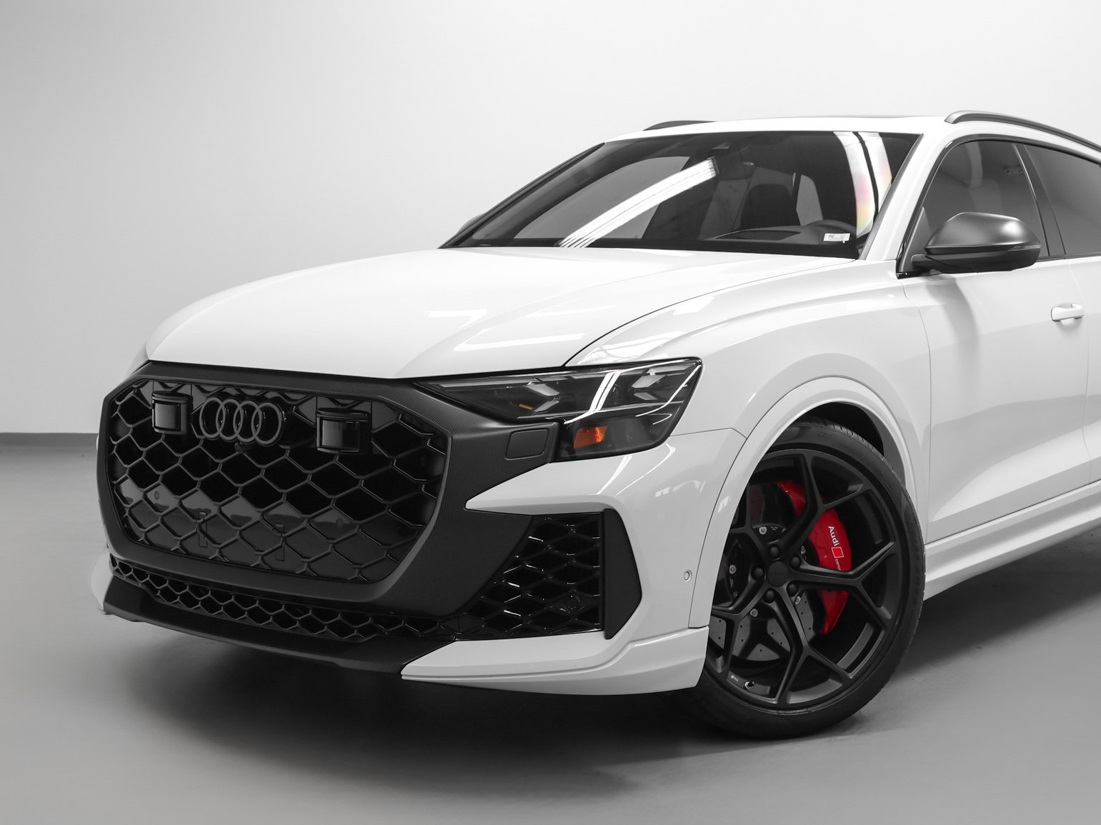 Used 2026 Audi RS Q8 performance AWD/4WD image 7