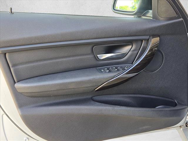 Used 2015 BMW 328i Sedan RWD image 10