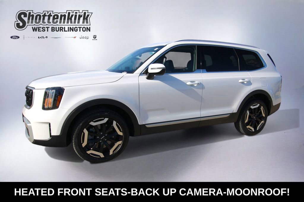 Used 2024 Kia Telluride EX w/ EX Captain's Chair Package image 1