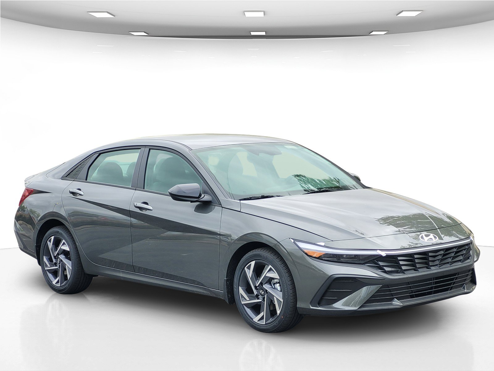 New 2025 Hyundai Elantra SEL image 11