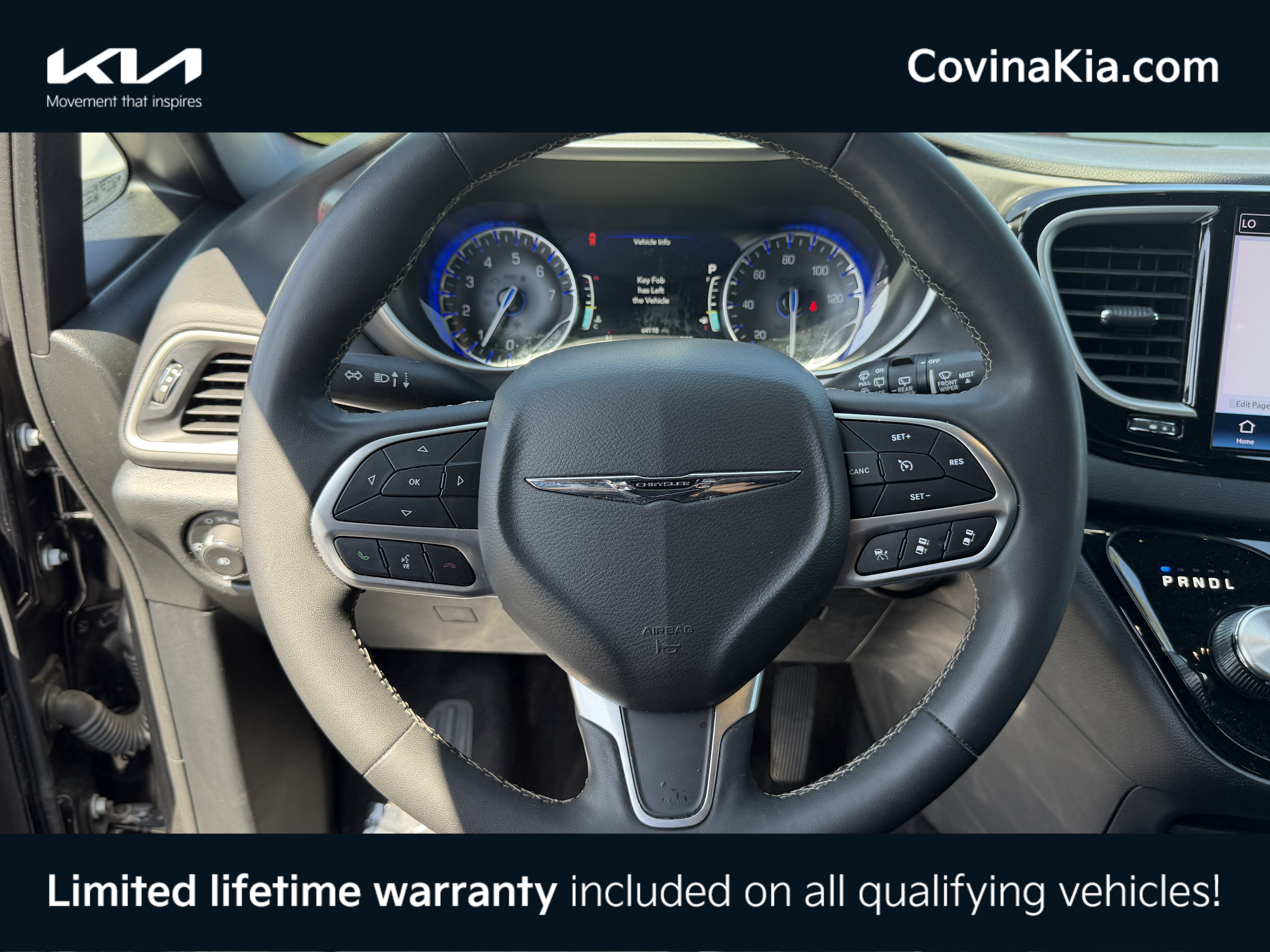 Used 2025 Chrysler Pacifica Select FWD image 18