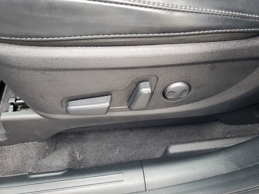 Used 2024 Kia Telluride S w/ S Sunroof Package image 7