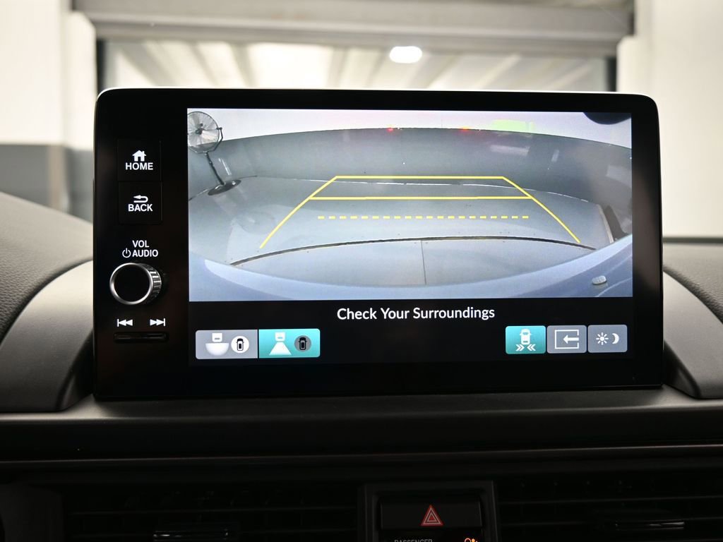 Used 2023 Honda Pilot TrailSport image 22