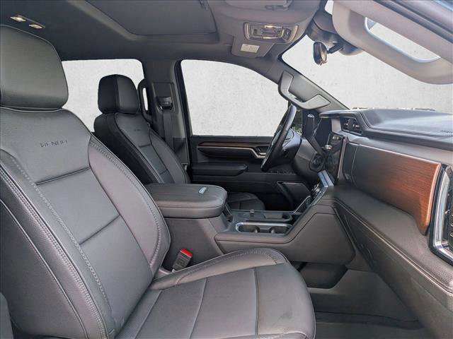 Used 2025 GMC Sierra 3500 Denali w/ Denali Reserve Package image 22