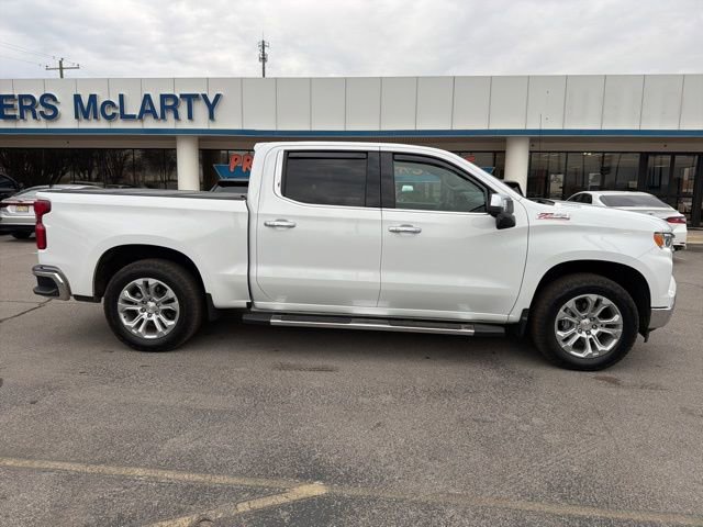 Used 2025 Chevrolet Silverado 1500 LTZ w/ LTZ Premium Package image 2