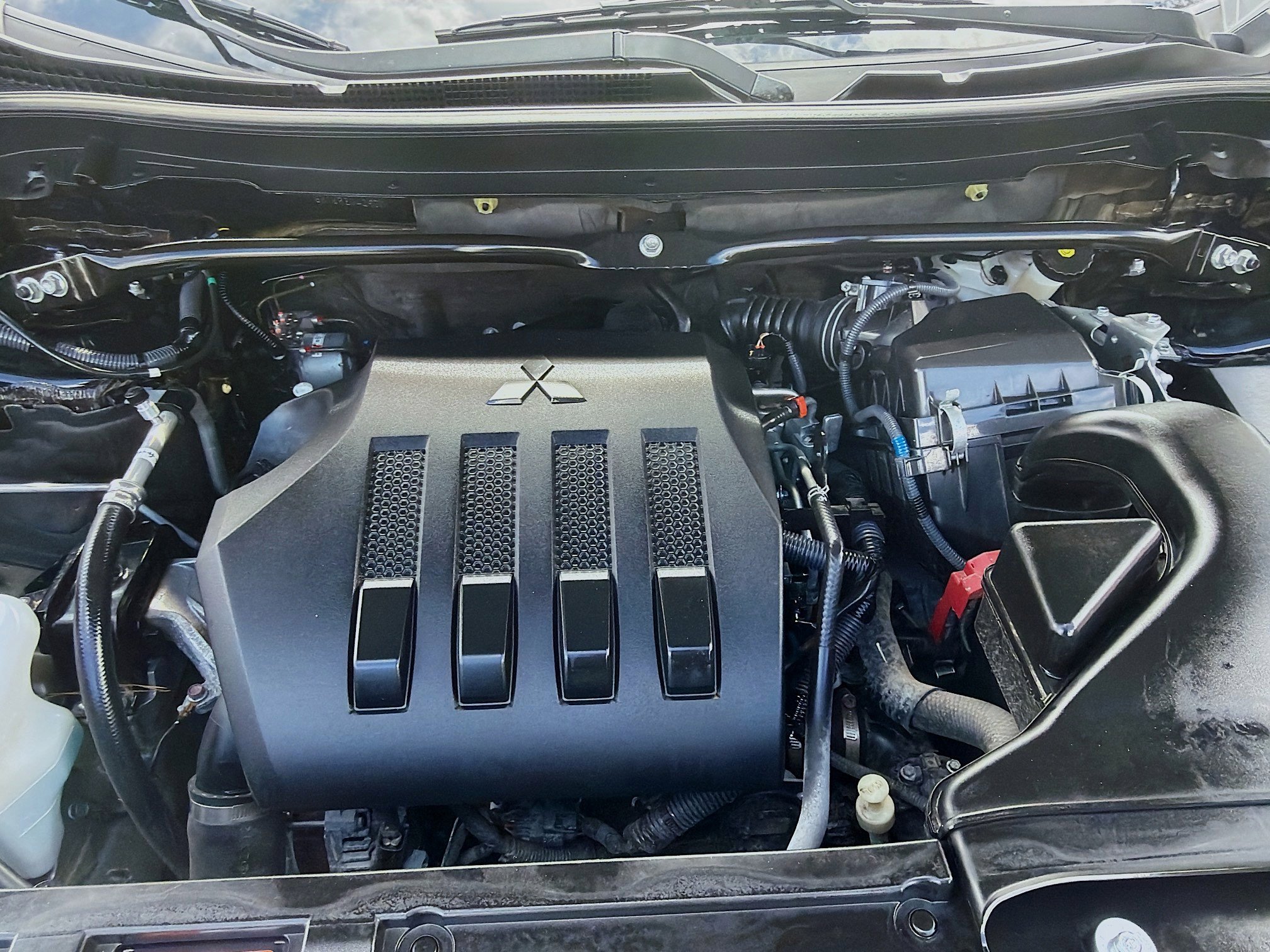 Used 2024 Mitsubishi Eclipse Cross SE image 35